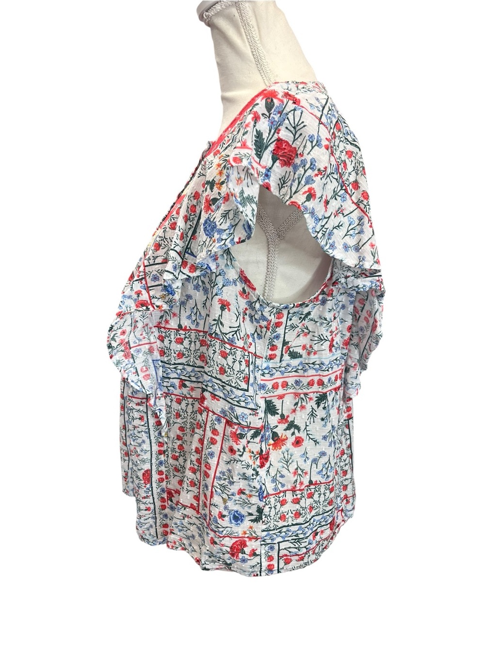 Anthropologie Let Me Be Patchwork Floral Flutter Sleeve Top Size 8 - Picture 7 of 9
